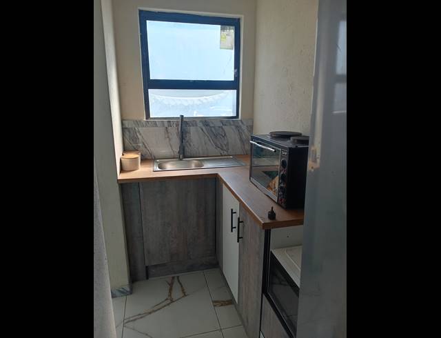 1 BEDROOM FLAT TO LET IN SECUNDA RURAL